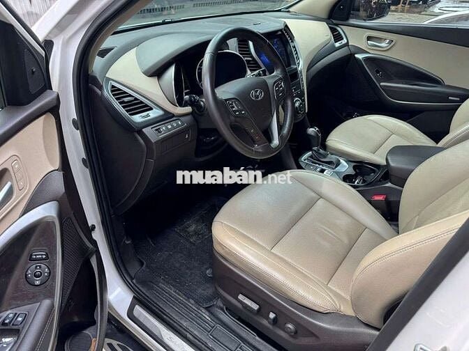 Hyundai Santafe 2017 2.4L 4WD,máy xăng,màu trắng