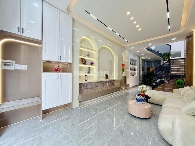 🔥 Nhà Hồ Hảo Hớn – P. Cầu Ông Lãnh, Q1 – 4x16m – Giá chỉ 3 tỷ 250!