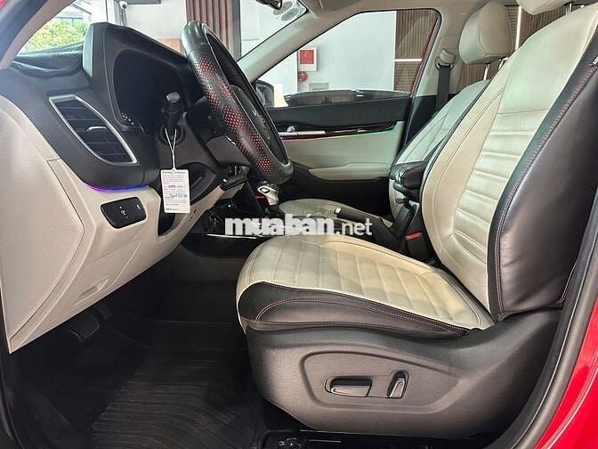 Kia Seltos 2023  - 11000 km