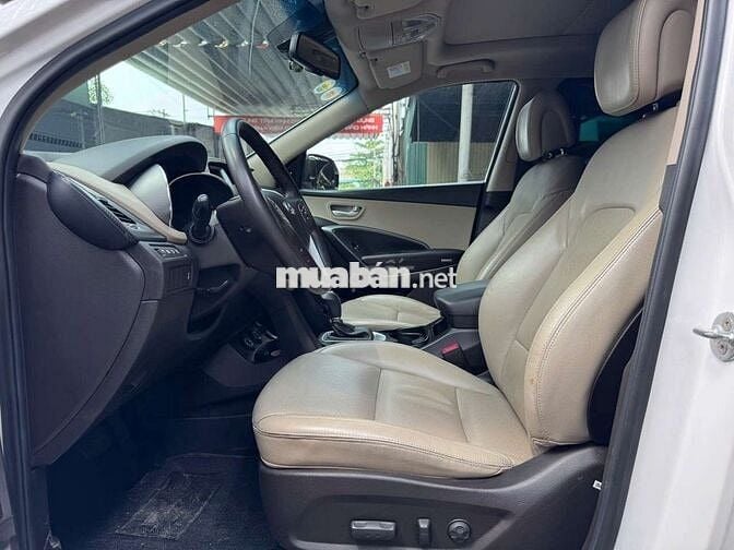 Hyundai Santafe 2017 2.4L 4WD,máy xăng,màu trắng