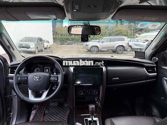 Toyota Fortuner Máy Dầu 2019 - Số Tự Động Tại Hãng