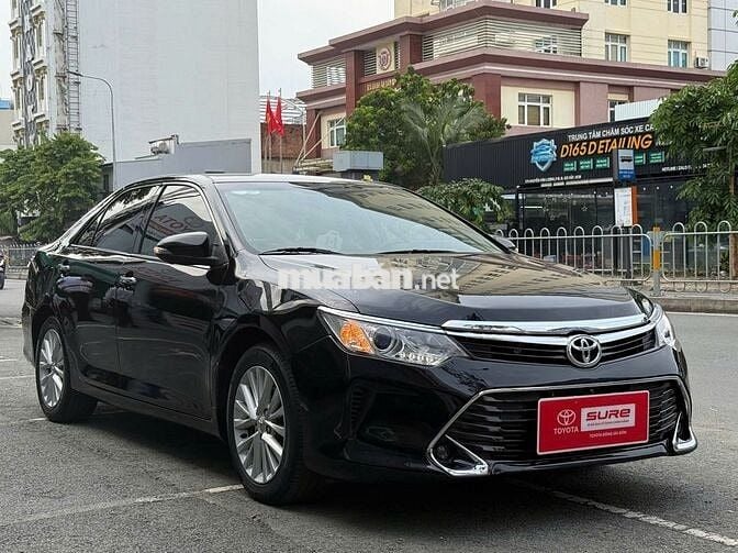 Camry 2017 2.0E Đen (Nội thất màu kem) - 118661 km