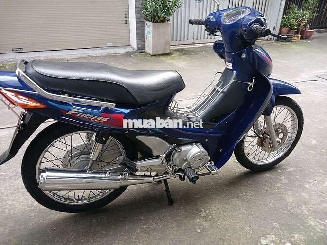 Cần tiền bán gấp xe hon da FUTURE 1 mẫu cũ