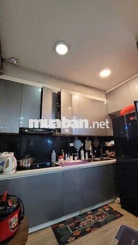 TRUNG TÂM HBT, PHÂN LÔ, Ô TÔ ĐỖ CỬA, KHU VỰC HIẾM NHÀ BÁN.