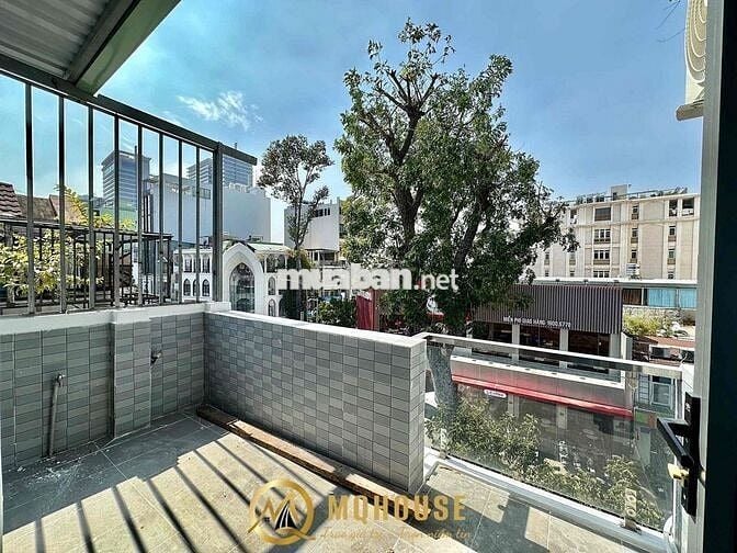 CHDV full nội thất 1pn ban công máy giặt riêng mới 100% ngay cv HVT