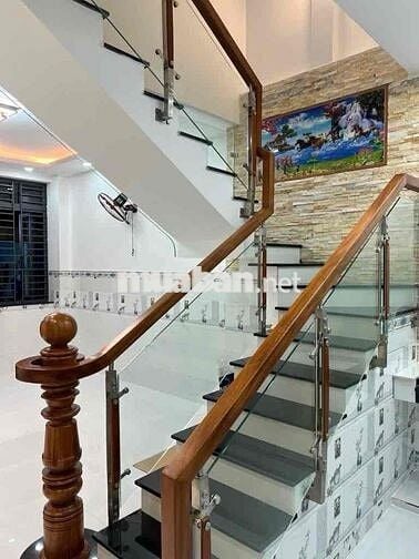 🏠NHÀ CẠNH SIÊU THỊ AOEN TÂN PHÚ-40m2-2 tầng-nhỉnh 4 tỏi☘️