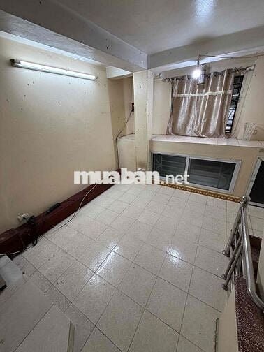 Nhà nhỏ đủ công năng giá shock, phố Hồng Mai, Hai Bà Trưng