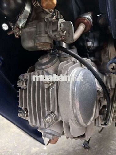 Cần tiền bán gấp xe hon da FUTURE 1 mẫu cũ