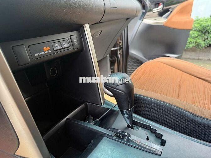 Innova 2019 2.0G -Đồng - 107951 km (Giá còn giảm)