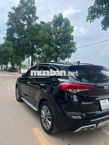 Hyundai Tucson 2018 2.0 AT Diesel Spec - 86000 km