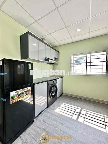 CHDV full nội thất 1pn ban công máy giặt riêng mới 100% ngay cv HVT