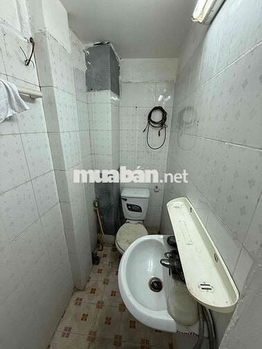 Nhà nhỏ đủ công năng giá shock, phố Hồng Mai, Hai Bà Trưng