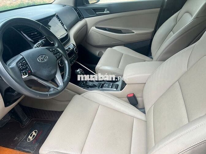 Hyundai Tucson 2018 2.0 AT Diesel Spec - 86000 km