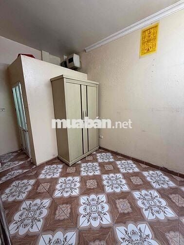 Nhà nhỏ đủ công năng giá shock, phố Hồng Mai, Hai Bà Trưng