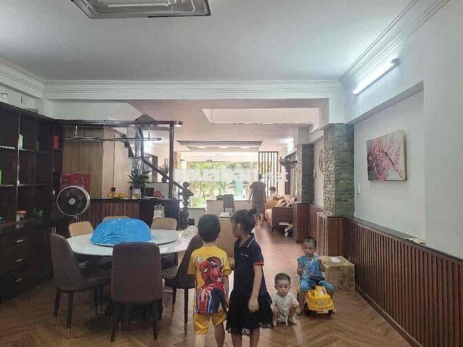 Nhà mặt tiền gần đường Tên Lửa,Bình Tân,100m2,5 tầng có hầm, 17,9 tỷ