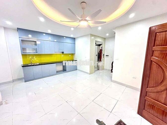 NGÕ 252 ĐẠI MỖ_Ô TÔ TRÁNH_40m x 6T_THANG MÁY_LÔ GÓC_NHÀ MỚI Ở NGAY