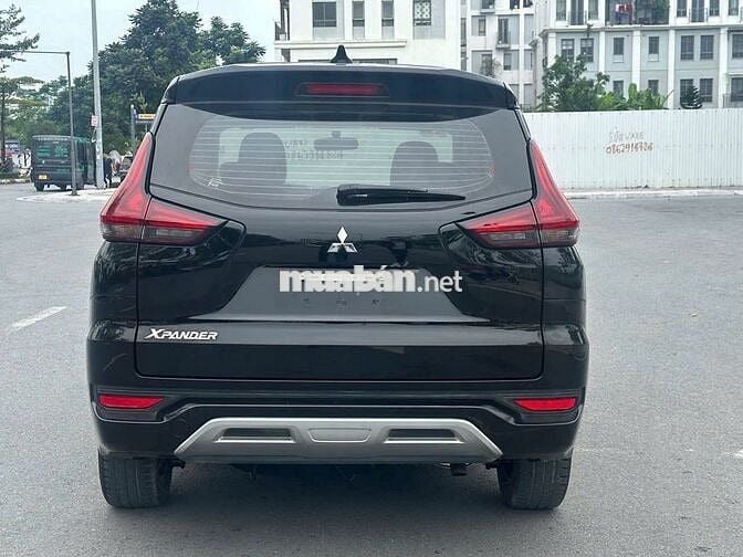 Mitsubishi Xpander AT 2021 màu đen