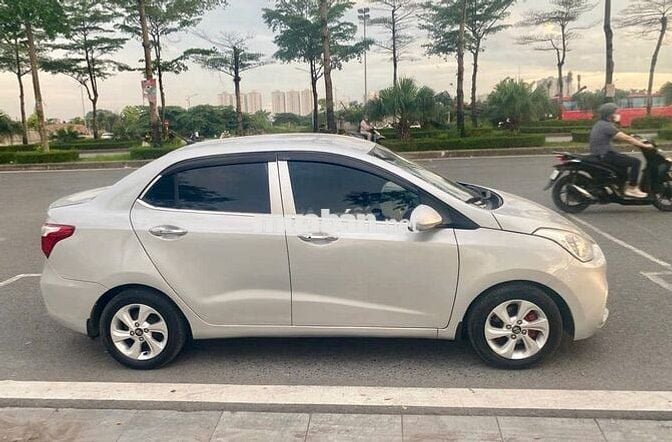 Hyundai Grand i10 MT bản đủ 2018