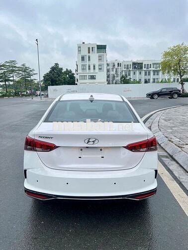 Hyundai Accent ATH 2022 màu trắng