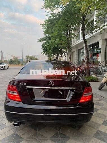 Mercedes Benz C250 2012 màu đen