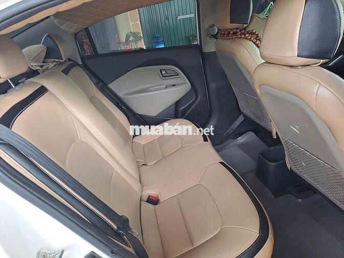 Kia Rio Trắng Số tự động