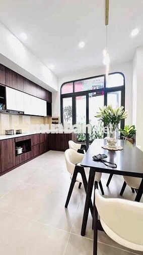 BÁN NHÀ PHỐ ĐẸP – HIẾM – GIÁ TỐT TẠI TRUNG TÂM Q7   66m² – 4,2x16 – 3