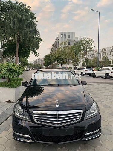 Mercedes Benz C250 2012 màu đen