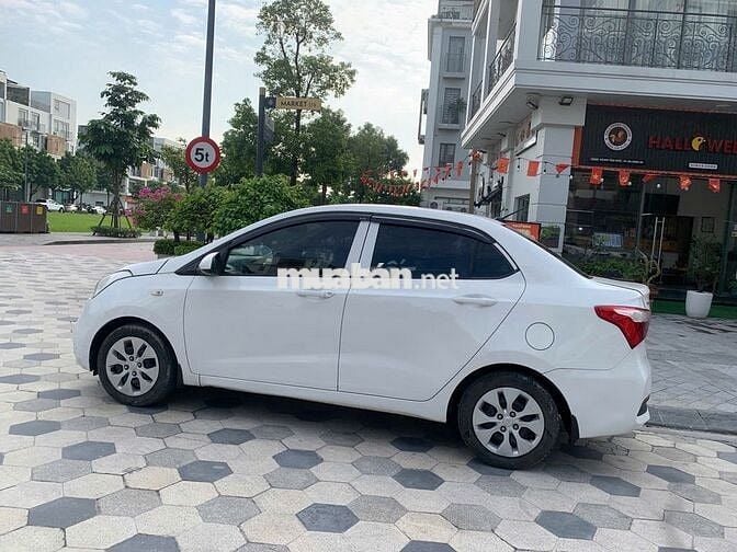 Hyundai Grand i10 2019 màu trắng