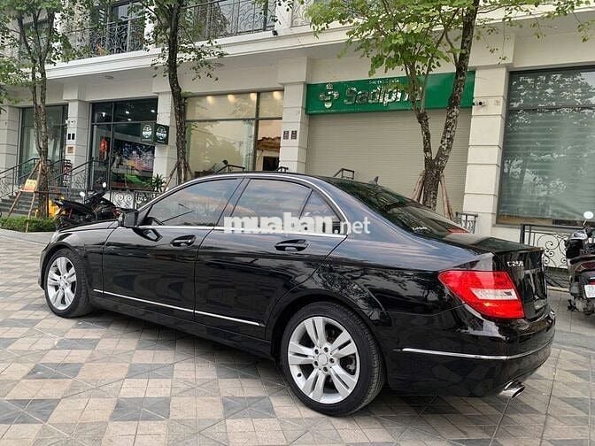 Mercedes Benz C250 2012 màu đen