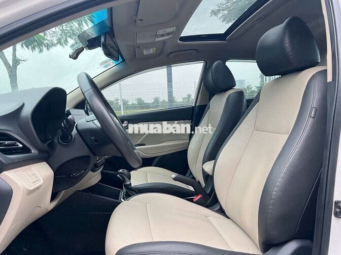 Hyundai Accent ATH 2022 màu trắng