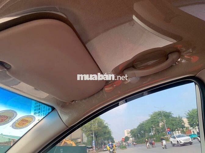 Hyundai Grand i10 2019 màu trắng