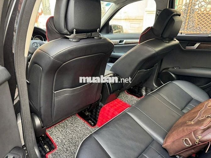 Mercedes Benz C250 2012 màu đen