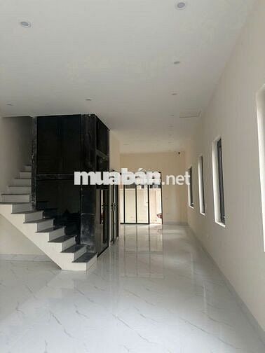 Cho thuê nhà liền kề hoàn thiện 5 tầng 6 phòng ngủ khép kín giá 12tr