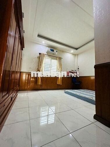 Cho thuê nhà đường b4 kdc hưng phú 1 gần đường lý thái tổ giá 11 triệu