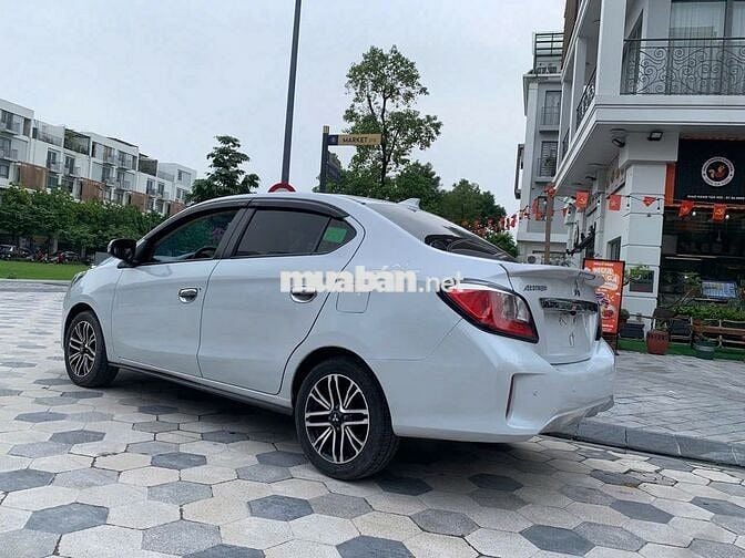 Mitsubishi Attrage 2021 màu trắng