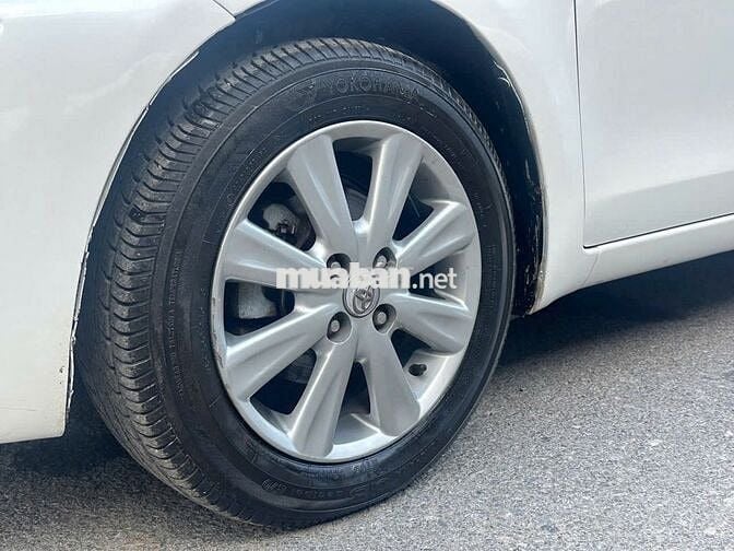 Toyota Yaris 1.3 AT nhập Nhật 2010