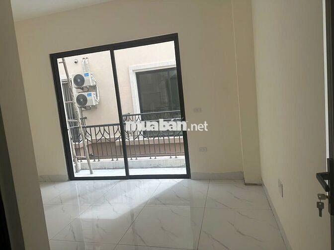 Cho thuê nhà liền kề hoàn thiện 5 tầng 6 phòng ngủ khép kín giá 12tr