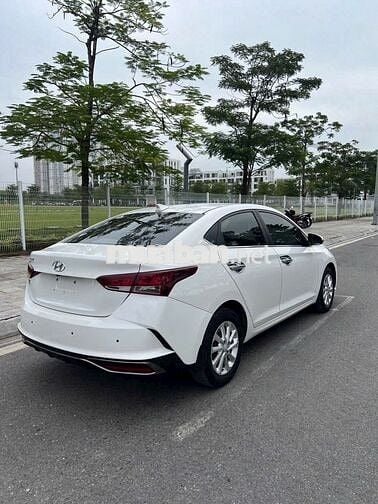 Hyundai Accent 1.4 AT 2021 màu trắng