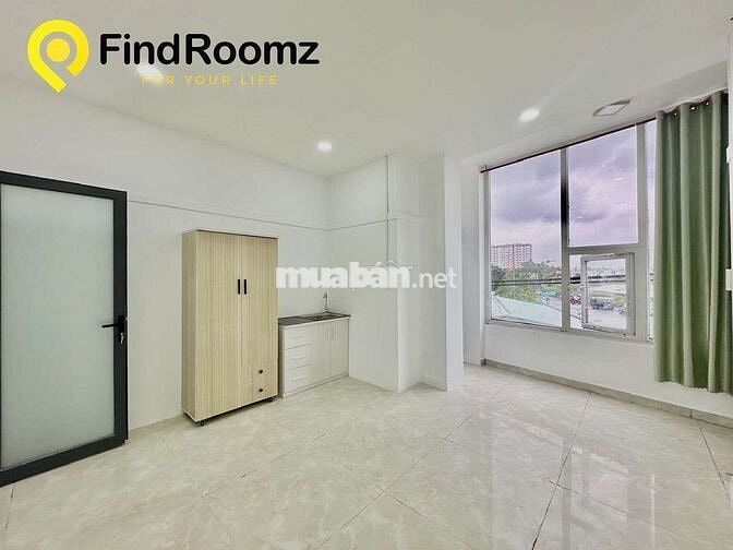 KHAI TRƯƠNG TÒA VIEWS KÍNH NGAY ĐẠI HỌC CÔNG NGHIỆP CƠ SỞ 2