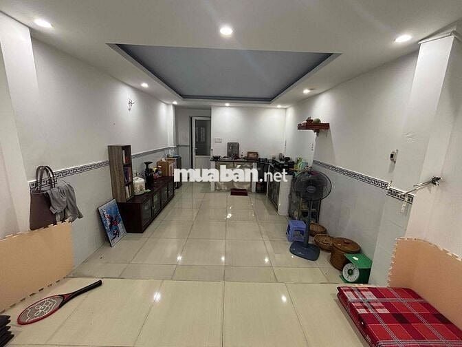 Nhà nguyên căn 120 m2, 3 pn full nội thất, nhà hẻm lê hồng phong q10