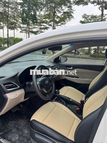 Hyundai Accent 1.4 AT 2021 màu trắng