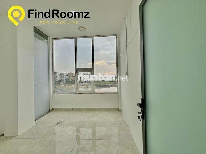 KHAI TRƯƠNG TÒA VIEWS KÍNH NGAY ĐẠI HỌC CÔNG NGHIỆP CƠ SỞ 2