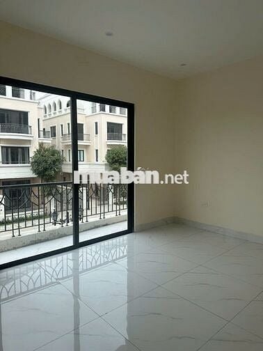 Cho thuê nhà liền kề hoàn thiện 5 tầng 6 phòng ngủ khép kín giá 12tr