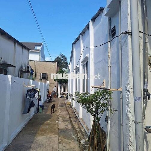 BÁN NHÀ 231M2 SỔ RIÊNG CÓ NHÀ C4 VÀ 5 PHÒNG TRỌ SAU LƯNG CĂN MẶT TIỀN