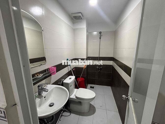 Nhà nguyên căn 120 m2, 3 pn full nội thất, nhà hẻm lê hồng phong q10