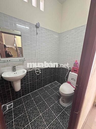 CHO THUÊ PHÒNG - KV ĐƯỜNG TRƯỜNG CHINH - CV CÂY SỘP-Q12