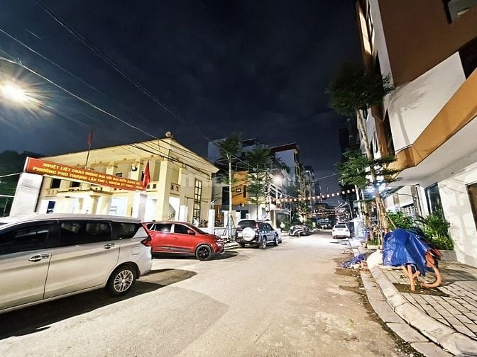 An Dương Vương – Ô Tô Tránh – 55 M – Đất – MT 4.5 M – Giá 16.7 Tỷ. 