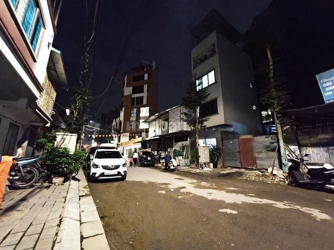 An Dương Vương – Ô Tô Tránh – 55 M – Đất – MT 4.5 M – Giá 16.7 Tỷ. 