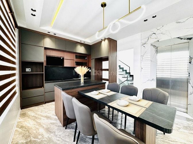 🔥 SIÊU PHẨM 5 TẦNG THANG MÁY – TUYẾN 2 THIÊN LÔI, SÁT AEON MALL 🔥