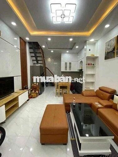 BÁN NHÀ 2 TẦNG CÒN MỚI - 36M2 4✘9 - NGAY CV LÀNG HOA Gò Vấp